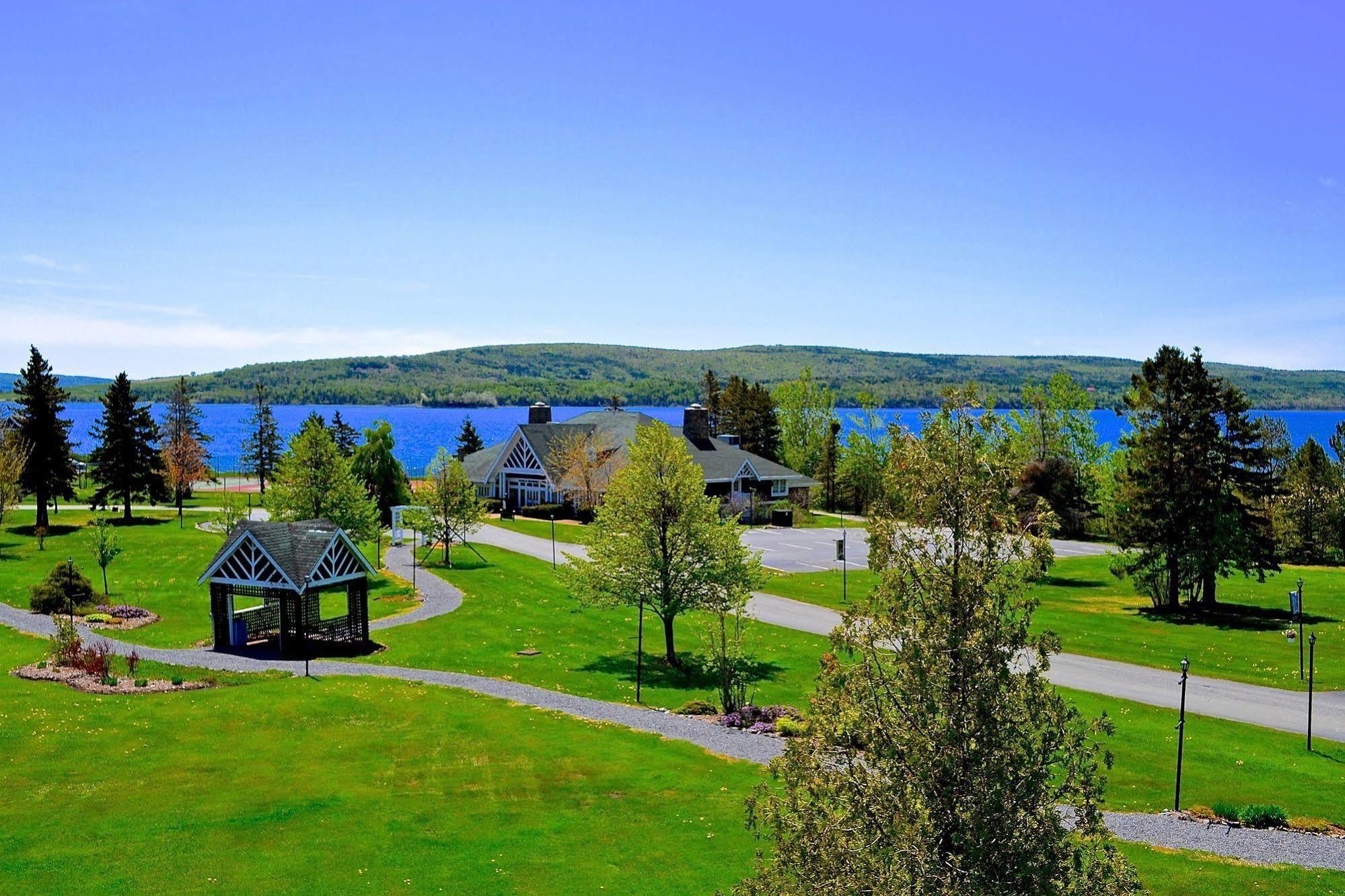 Inverary Resort Baddeck Inlet 외부 사진